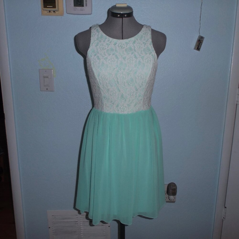 Emerald Sundae Size 9 Boho Lacy Floral Prom Dress Sundress Fairy Cottagecore
